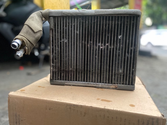 ac mobil, mobil bekas, evaporator ac, dampak evaporator ac kotor, bahaya evaporator ac mobil kotor, Beginilah Efek Samping Jarang Bersihkan Evaporator AC Mobil Bekas