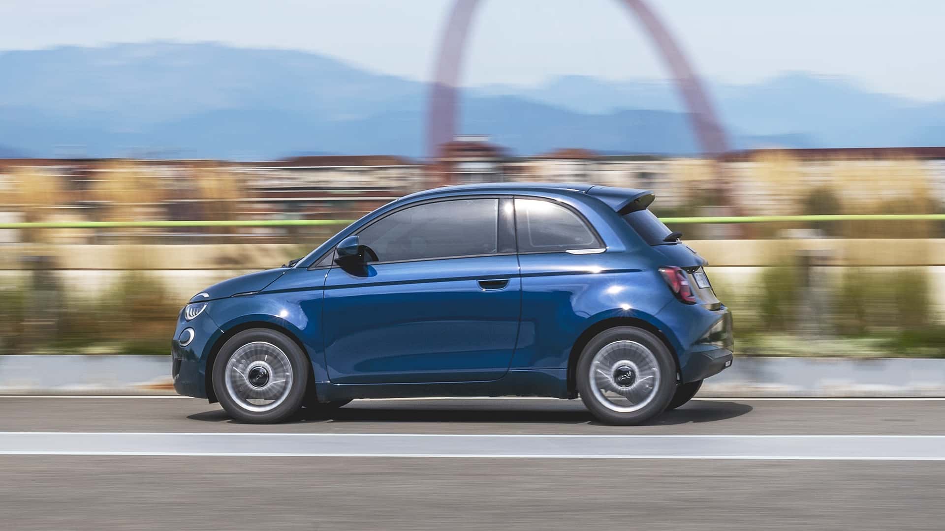 Fiat 500 Hybrid Turin (2025)