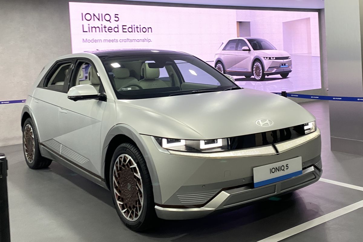 mobil listrik, harga mobil listrik, mobil baru, Harga Mobil Listrik April 2025: Ioniq 5 Turun, Seal Naik