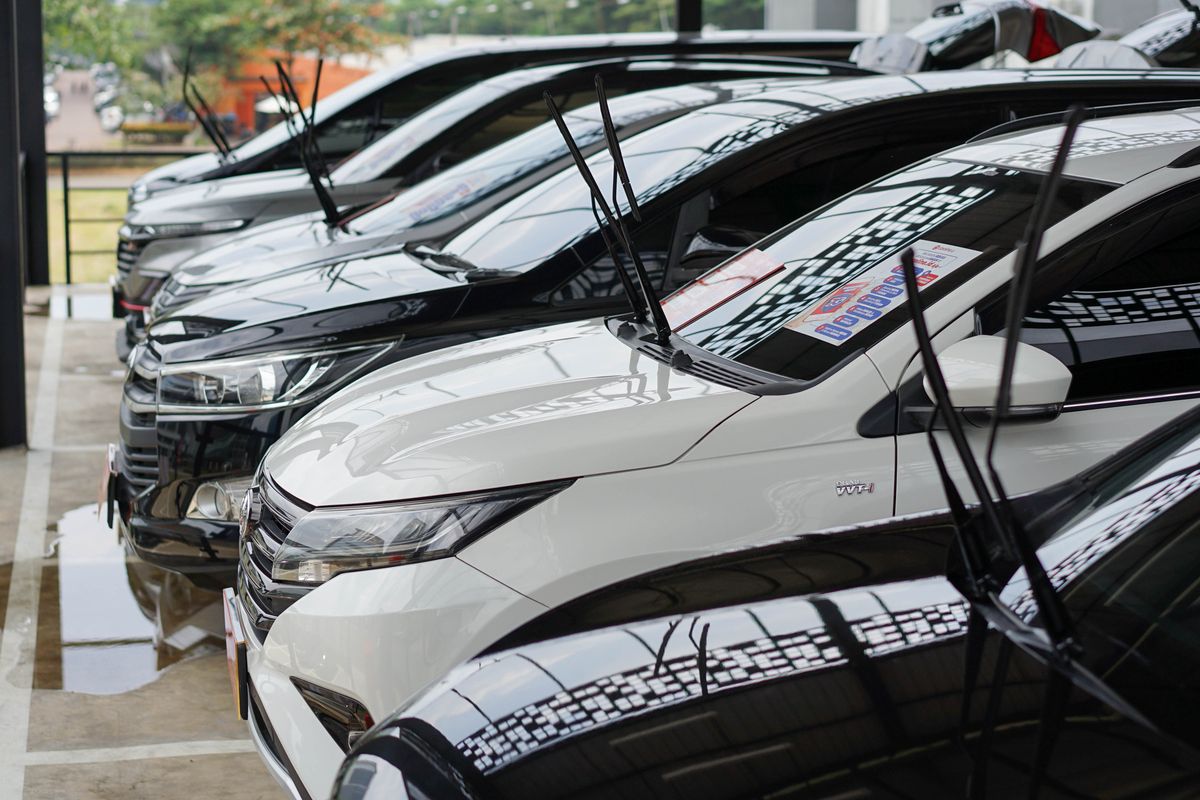 penjualan mobil bekas, pasar mobil bekas, Tantangan Ekonomi, AMBI, Kondisi Pasar Mobil Bekas Paruh Pertama 2025: Masih Tertekan