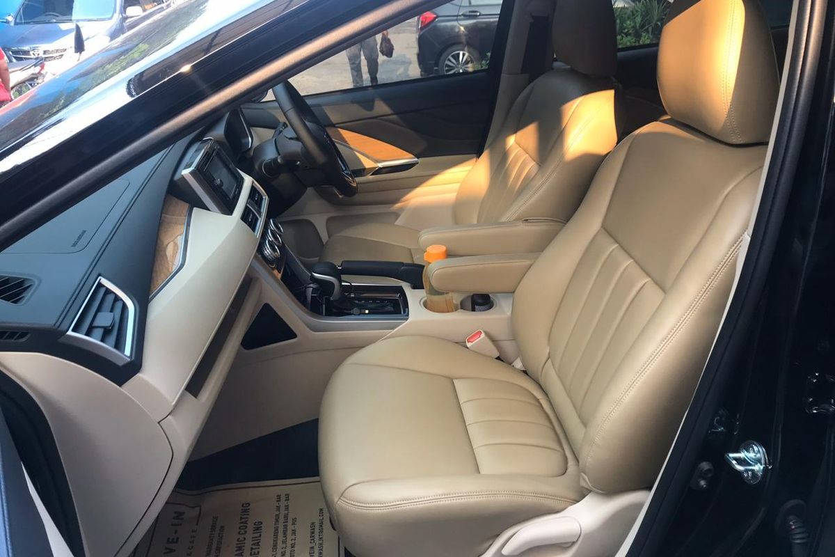 modifikasi, Jok Mobil, arm rest, arm rest mobil, Biaya Pasang Arm Rest Mobil, cuma Rp 1 Jutaan