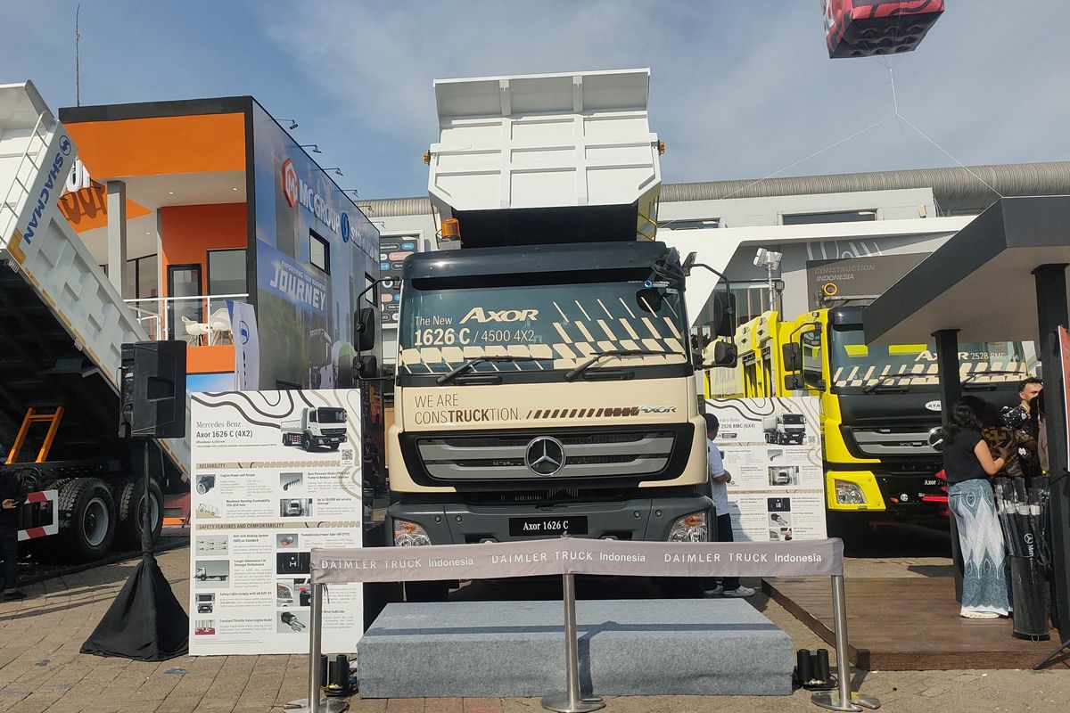 Mercedes Benz, DCVI, Daimler, Axor, Axor 1626 C, Mercedes-Benz Luncurkan Truk 1626 C di Indonesia