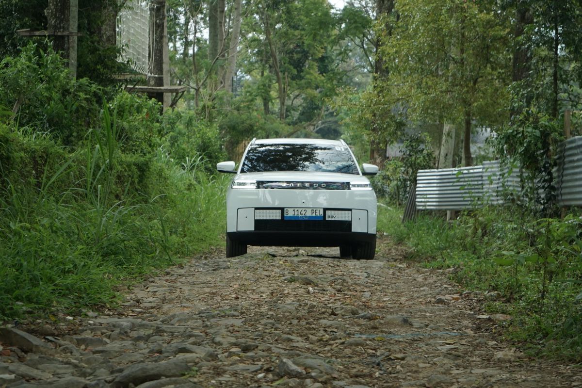 mobil listrik, JAECOO J5 EV, TKDN 40 persen, lokalisasi komponen, TKDN Jaecoo J5 EV Diklaim Sudah 40 Persen