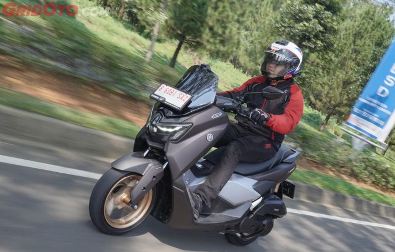 yamaha nmax, harga motor baru, motor baru yamaha, NMAX Turbo, Harga NMAX Turbo, nmax neo, Update Harga NMAX Turbo Oktober 2025, Varian YECVT dan non-YECVT Selisih Segini