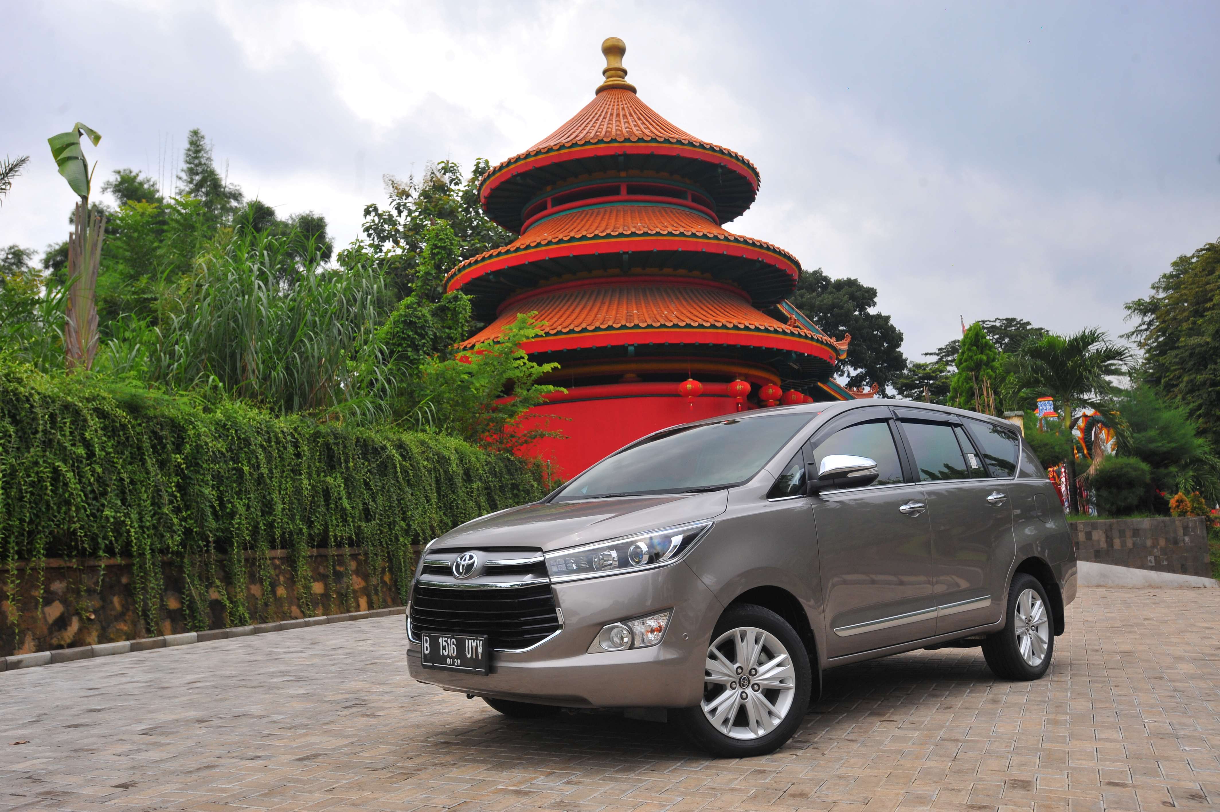 mobil baru, harga, toyota kijang innova, reborn, September 2025, Minat Toyota Kijang Innova Reborn Diesel, Harga September 2025 Segini