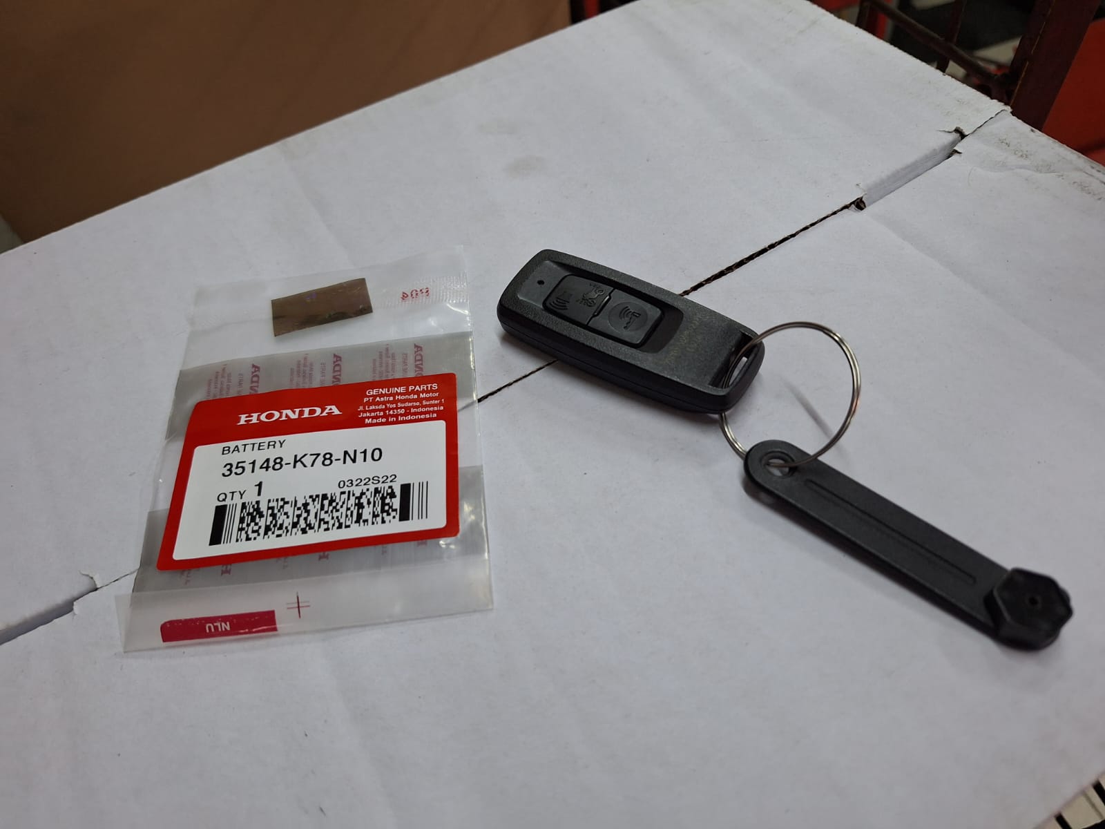 remote keyless, Baterai remote keyless honda, baterai habis, CR 2032, Baterai Remote Keyless Motor Matic Honda Bisa Dibeli di Minimarket, Ini Kodenya