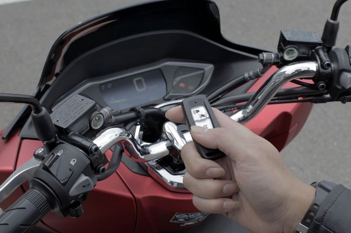 remote, remote keyless, remote keyless hilang, Tian Kunci, Ternyata Ini yang Terjadi Jika Remote Keyless Motor Jatuh Di Jalan