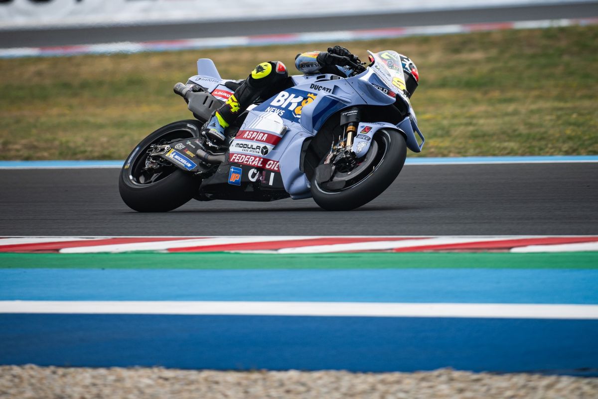 MotoGP, Sirkuit Mandalika, Alex Marquez, Gresini Racing, Sprint Race, Fermin Aldeguer, motogp 2025, MotoGP Indonesia 2025, Hampir Menang, Aldeguer Raih Podium Sprint Race di Mandalika