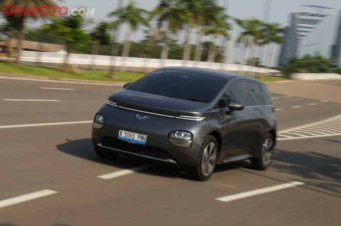 sofa, kenyamanan, mobil listrik, Wuling Cloud EV, Cloud EV, Sensasi Berkendara Wuling Cloud EV, Nyaman Bagai Duduk Di Sofa Mahal?