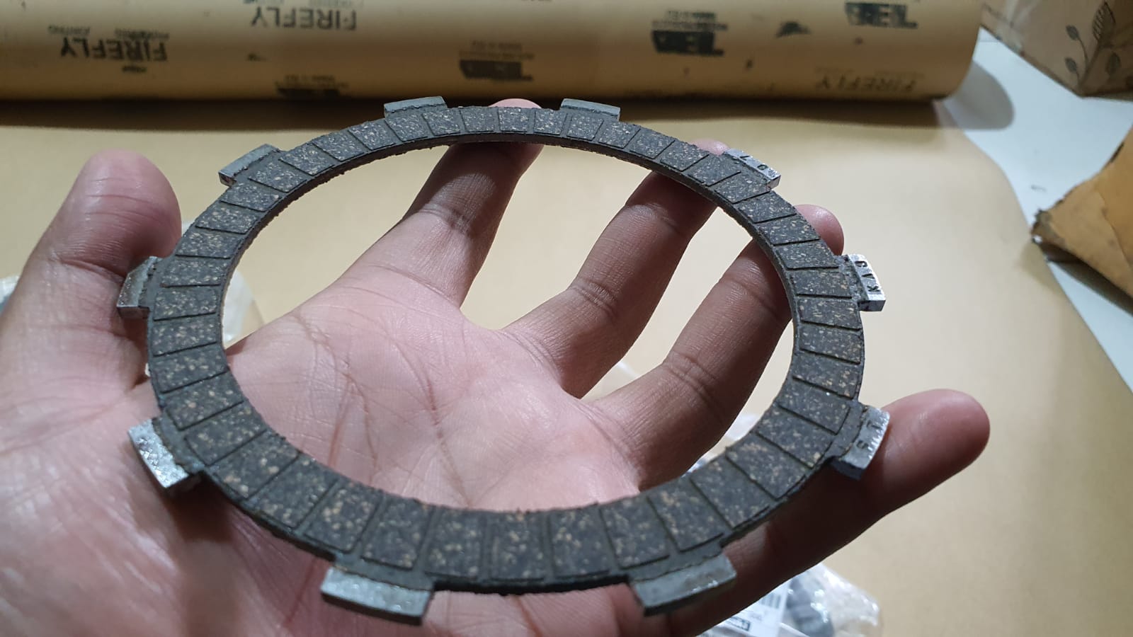 motor bekas, kampas kopling, kampas kopling motor, efek samping membiarkan kampas kopling habis, dampak kampas kopling habis dibiarkan, Dua Efek Samping Kampas Kopling di Motor Bekas Habis Dibiarkan
