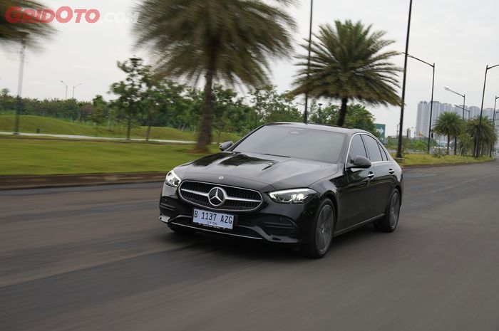 mercedes-benz c200, powertrain, Mild Hybrid, Suzuki Fronx, Ternyata Mercedes-Benz C200 Dan Suzuki Fronx Punya Kesamaan Ini