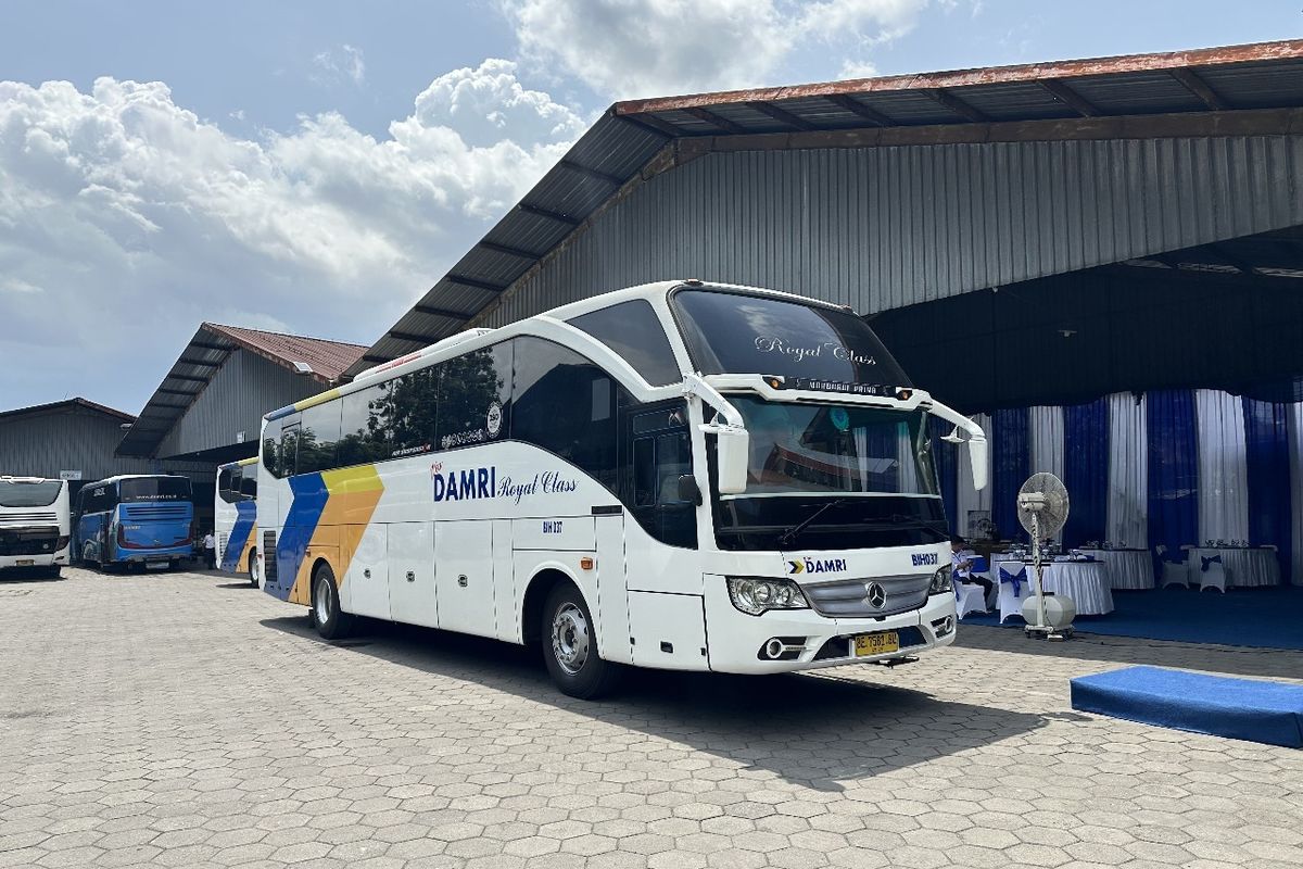 Bus DAMRI, rute jakarta, harga tiket, karakter penumpang, Karakter Penumpang Bus DAMRI: Antara Kualitas dan Harga Tiket