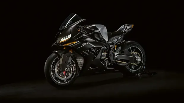 Array,BMW Perkenalkan Concept RR, Moge Radikal Berpenampilan Gahar