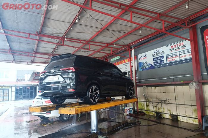 mobil bekas, kolong mobil, manfaat cuci kolong mobil, apa manfaat cuci kolong mobil, kenapa harus cuci kolong mobil setelah liburan, kenapa kolong mobil harus dicuci, Ini Sebabnya Kolong Mobil Harus Dibersihkan Pasca Libur Long Weekend