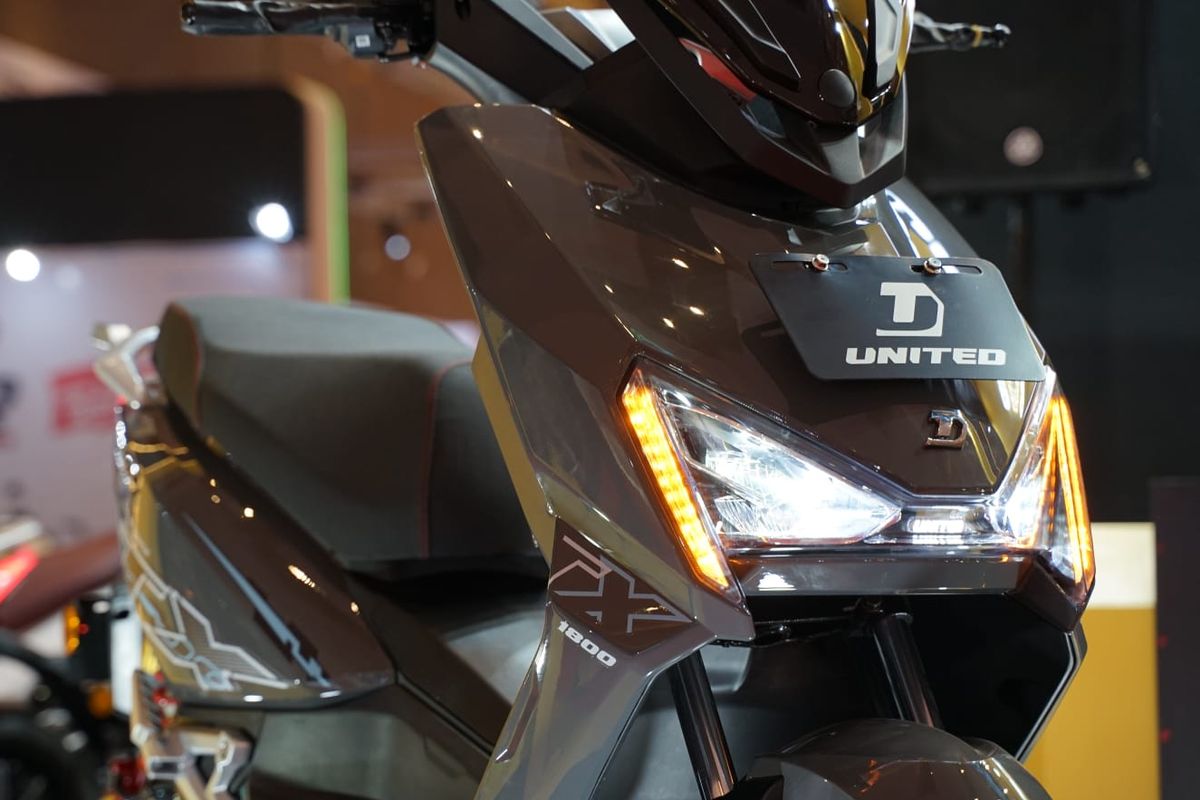 Surabaya, motor listrik, United E-Motor, IIMS 2025, Motor Listrik, IIMS Surabaya 2025, Strategi United Perluas Pasar Motor Listrik