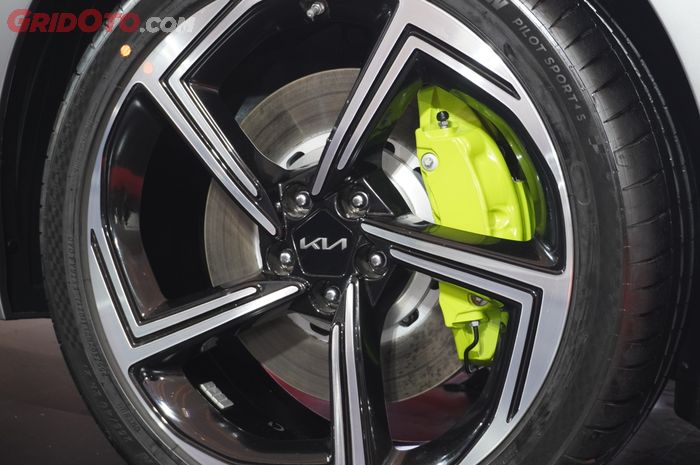 mobil bekas, gejala piringan cakram tipis, gejala piringan cakram mobil tipis, apa gejala piringan cakram aus, kenapa piringan piringan cakram bisa ais, Ini Beberapa Gejala Piringan Cakram Mobil Bekas Perlu Diganti Baru