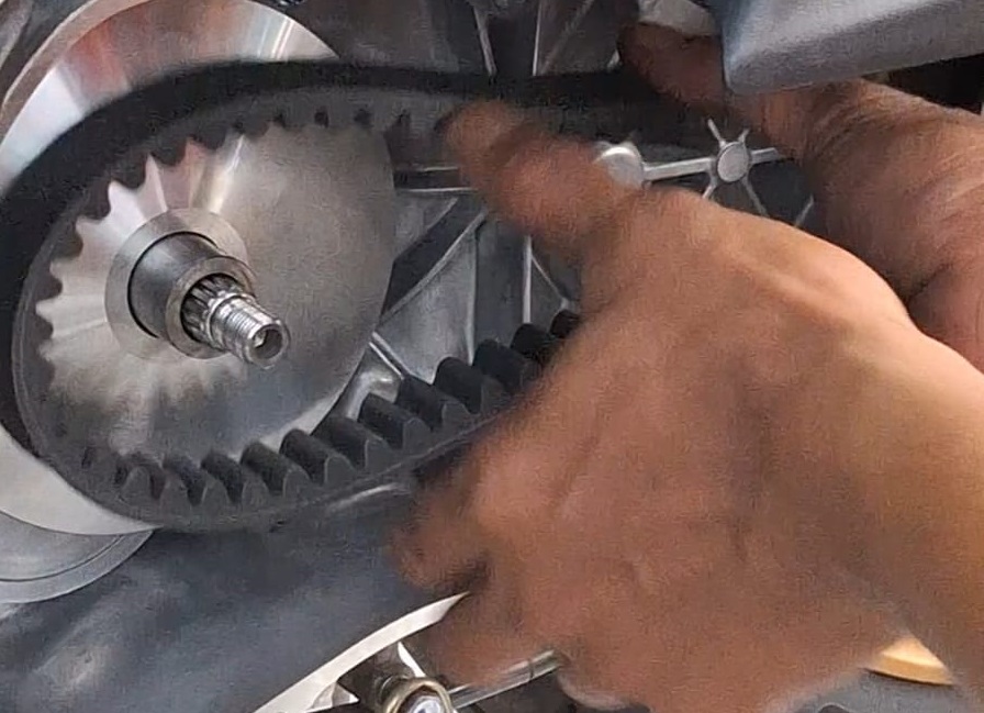 v-belt, cvt motor matic, Graha Matic Cilangkap, Kelihatan Sepele, Ini Bahaya Pakai V-belt yang Tidak Sesuai di CVT Motor Matic