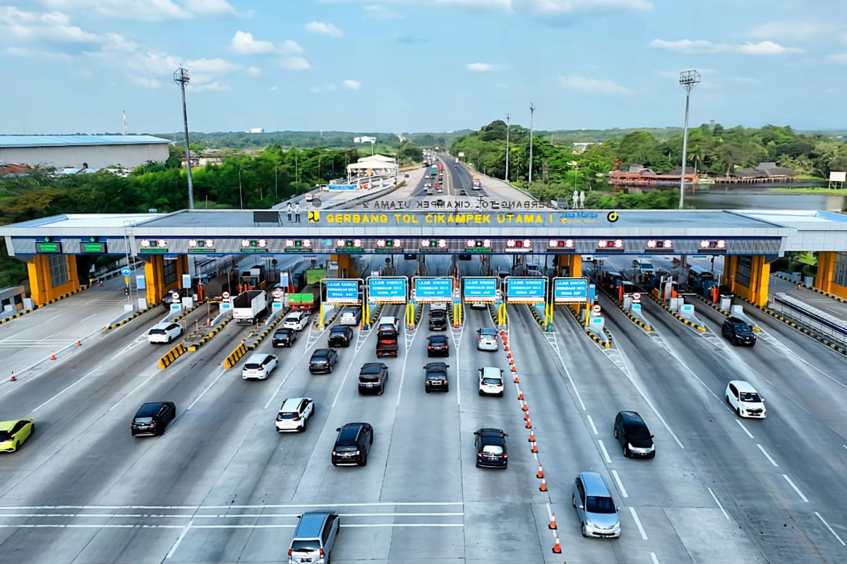 libur panjang, Jasa Marga, tol Trans Jawa, Tol Trans Jawa, Hari Raya Waisak, lalu lintas kendaraan, Libur Panjang Waisak, Arus Kendaraan ke Arah Timur Naik 13 Persen