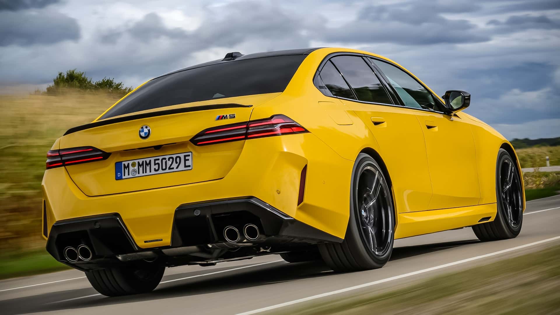 BMW M5 (2024) put to the test