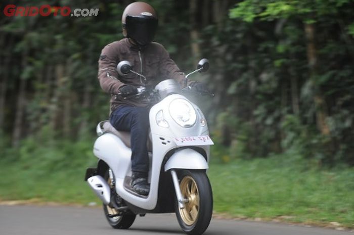 motor matic, cara bikin motor matic enak dipakai harian, bikin motor matic enak dipakai harian, gimana bikin motor matic enak dipakai harian, gimana cara bikin motor matic enak dipakai harian, trik bikin motor matic enak dipakai harian, motor matic enak dipakai harian, Cara Bikin Motor Matic Enak Dipakai Harian, Kuncinya di Komponen Ini