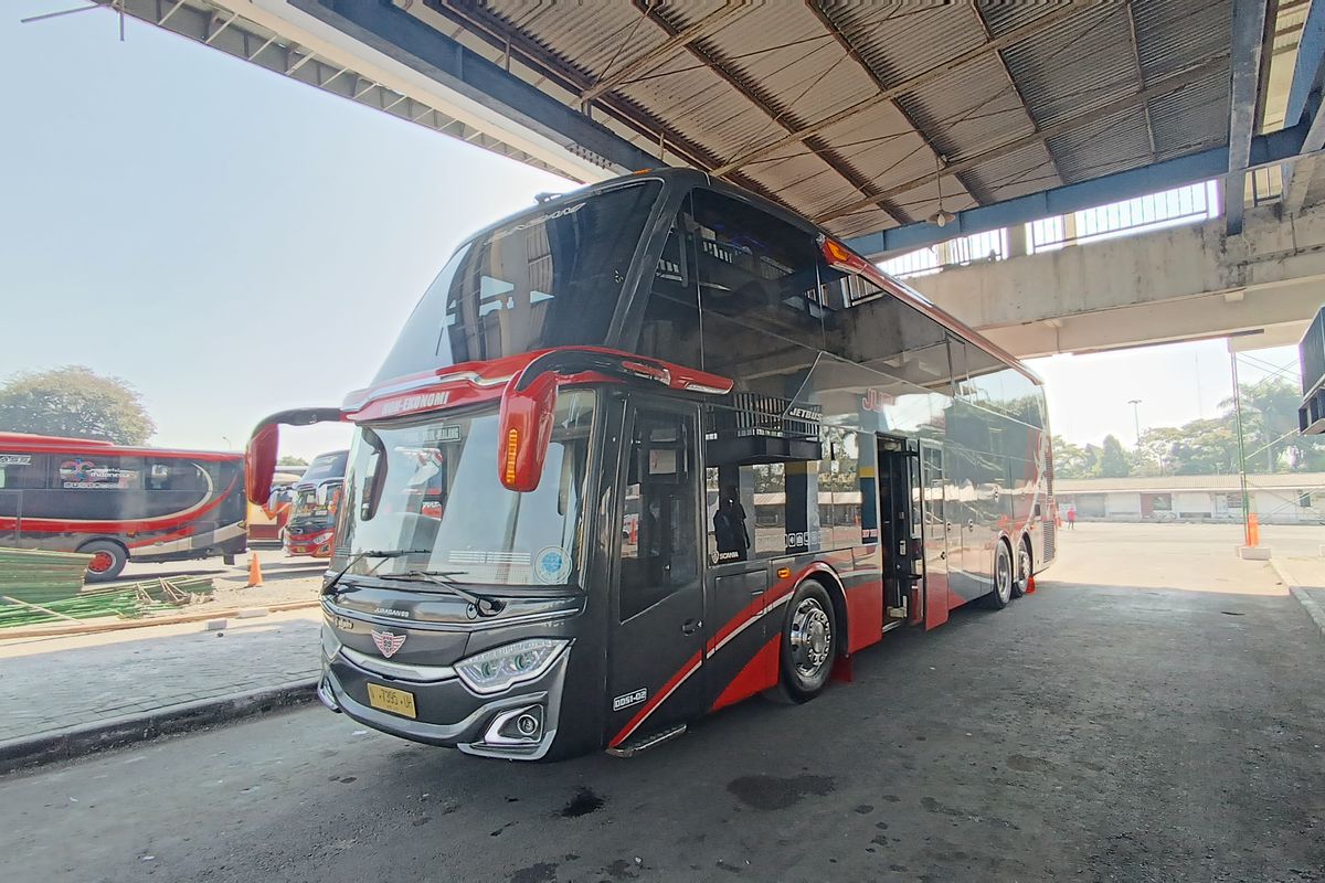 Bus tingkat, bus tingkat, Jakarta ke Malang, Bayu Feng, perjalanan jauh, Perjalanan jauh, Mengapa Bus Tingkat Populer di Jakarta-Malang?