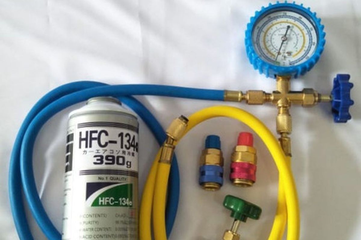 isi freon ac mobil, Isi freon mobil sendiri, Isi Freon DIY, Paket Isi Freon AC Mobil di Lapak Daring: Murah tapi Berisiko