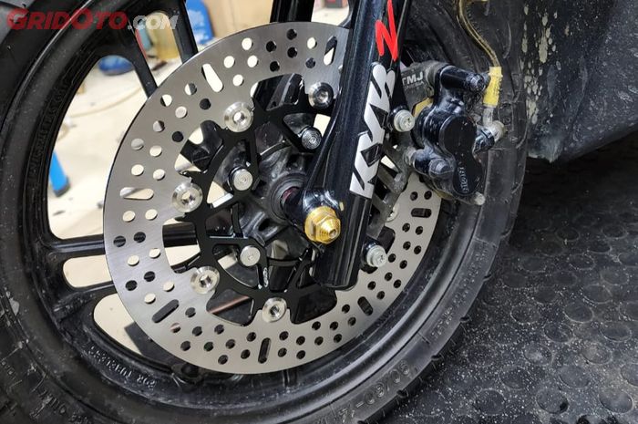 rem motor, cakram, cakram motor, Pasang Cakram Baru Kok Rem Motor Ndut-ndutan? Ini Penyebabnya