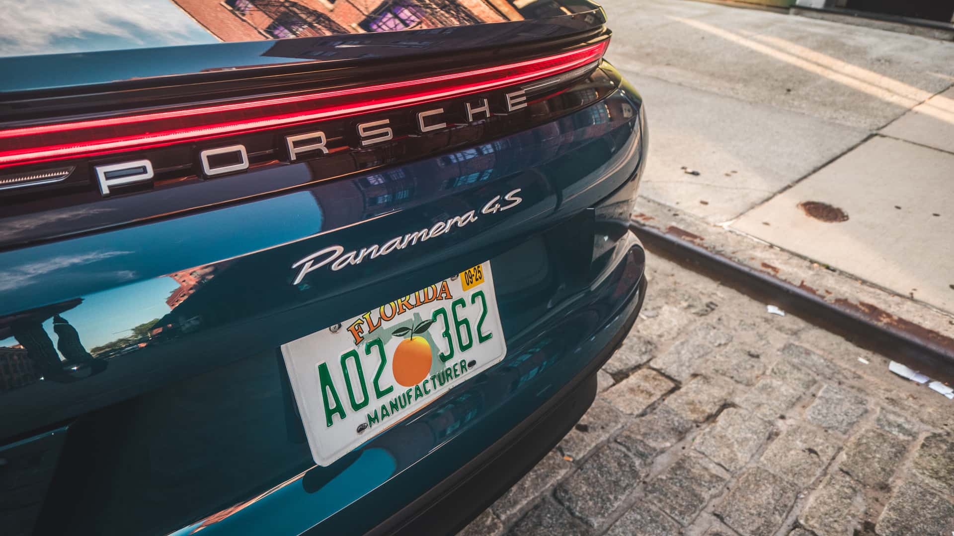 2025 Porsche Panamera 4S E-Hybrid Review