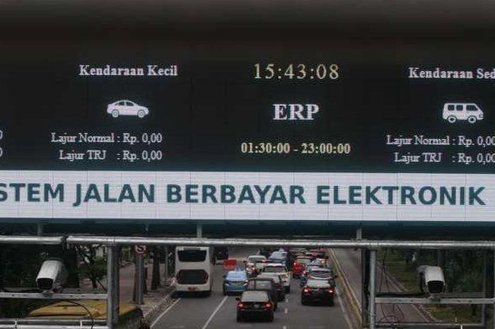 electronic road pricing, jalan berbayar, Tarif Jalan Berbayar Jakarta, Kendaraan Bebas ERP, Bikin Iri, Ini Daftar Kendaraan yang Kebal dari Jalan Berbayar ERP Jakarta