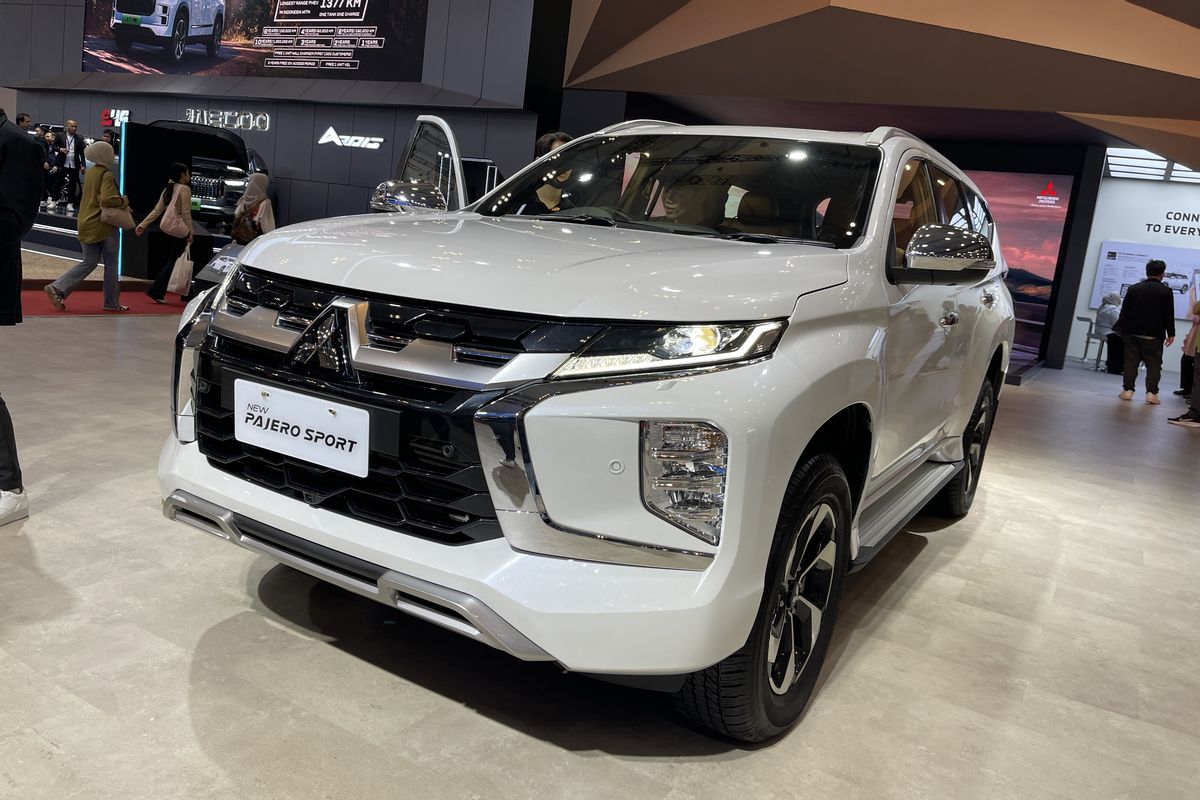 new pajero sport, Pajero Sport terbaru, Keunggulan Pajero Sport, Bahas Ubahan di Mitsubishi New Pajero Sport