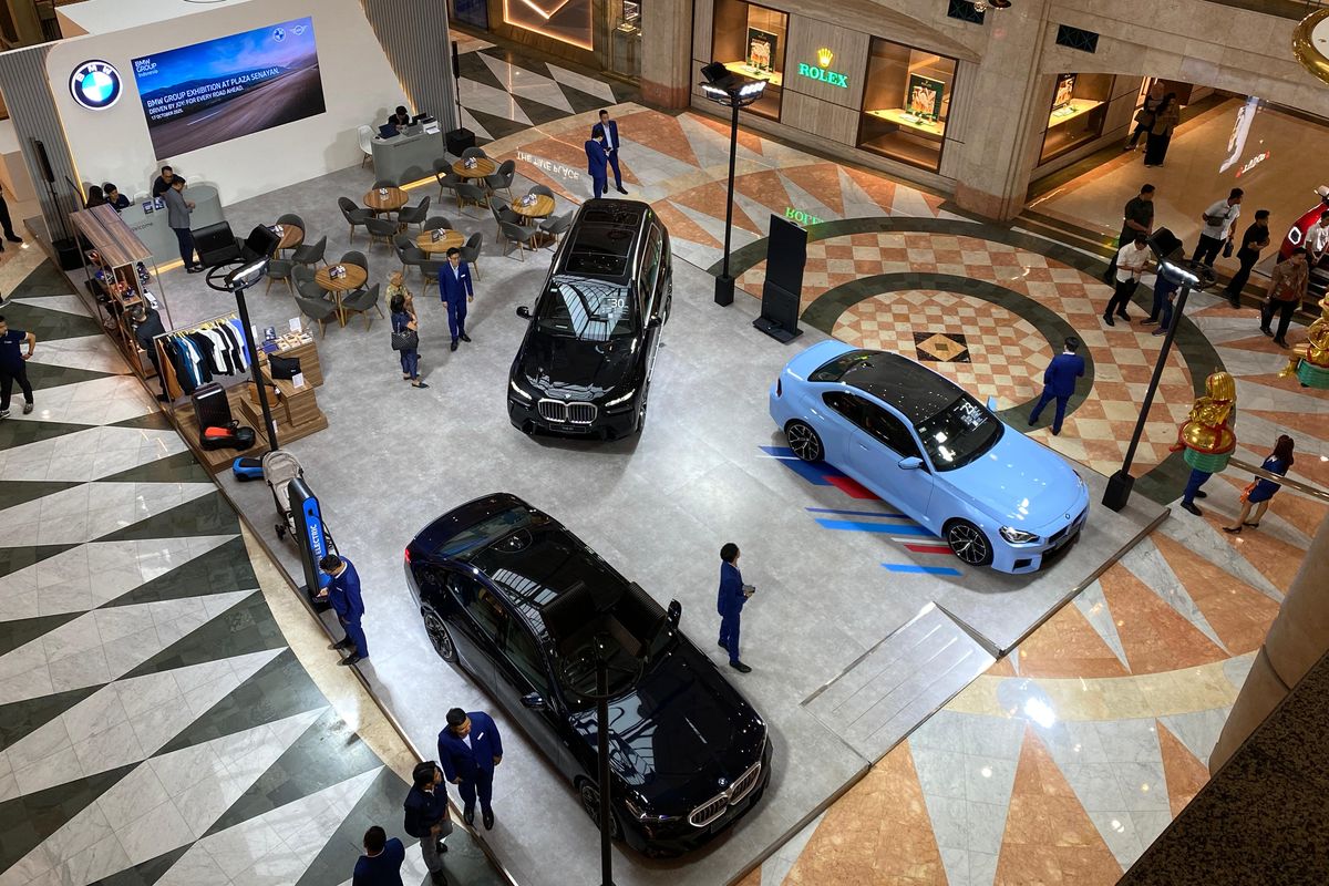 penjualan mobil, BMW Group Indonesia, mobil bmw, BMW Group Plaza Senayan Exhibition, Rapor Penjualan BMW Indonesia hingga September 2025