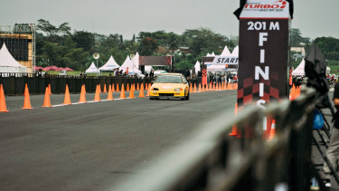 Ajang balap Pertamax Turbo Drag Fest