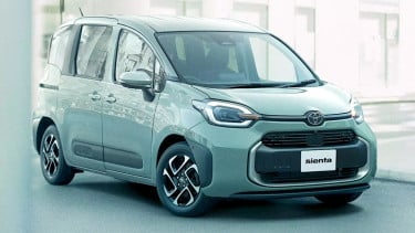 Toyota Sienta baru