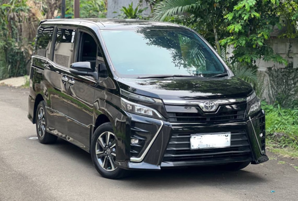 Voxy bekas, mobil bekas pintu geser, Toyota Voxy Bekas, mobil bekas toyota voxy, harga mobil bekas toyota voxy, Gak Nyangka Harga Toyota Voxy 2019 Dijual Rp 280 Juta, Masih Bisa Nego