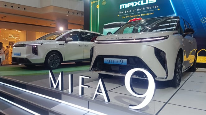 Penyerahan unit Maxus Mifa 9 dan Mifa 7 Penyerahan unit Maxus Mifa 9 dan Mifa 7